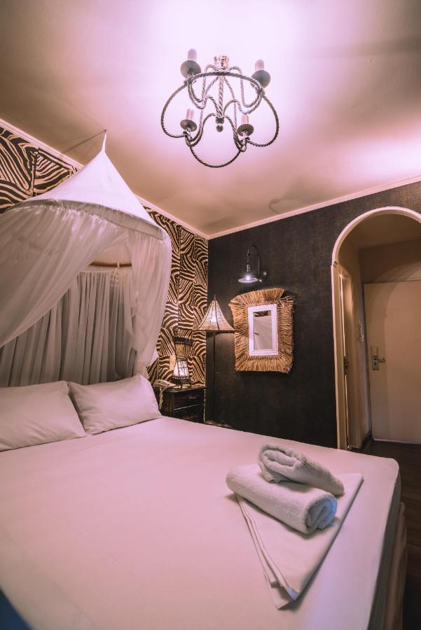 Ruby Rooms Kifisia - Adults Only Athens Luaran gambar