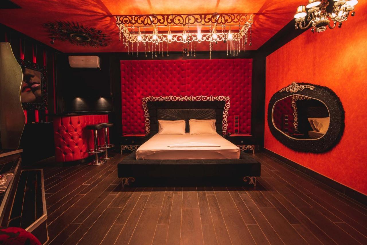 Ruby Rooms Kifisia - Adults Only Athens Luaran gambar