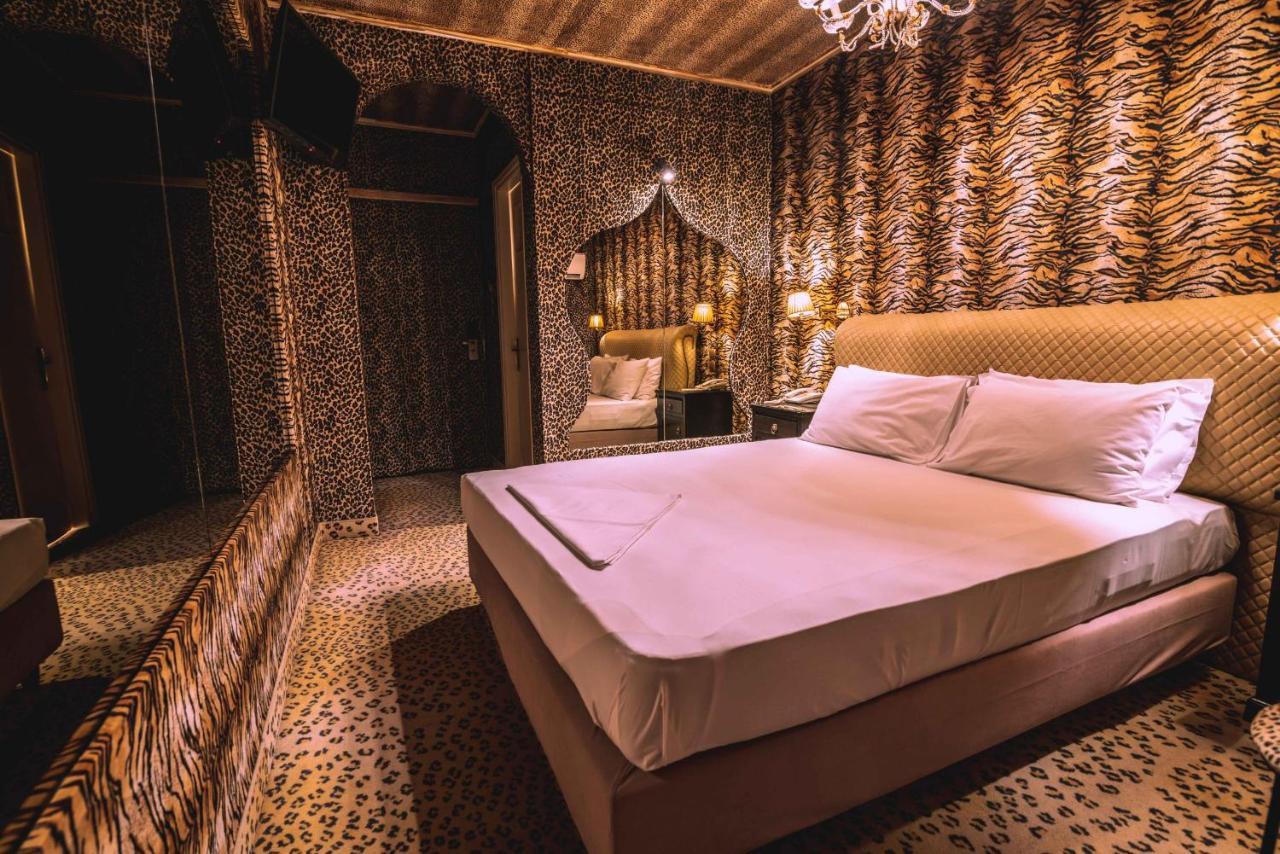 Ruby Rooms Kifisia - Adults Only Athens Luaran gambar
