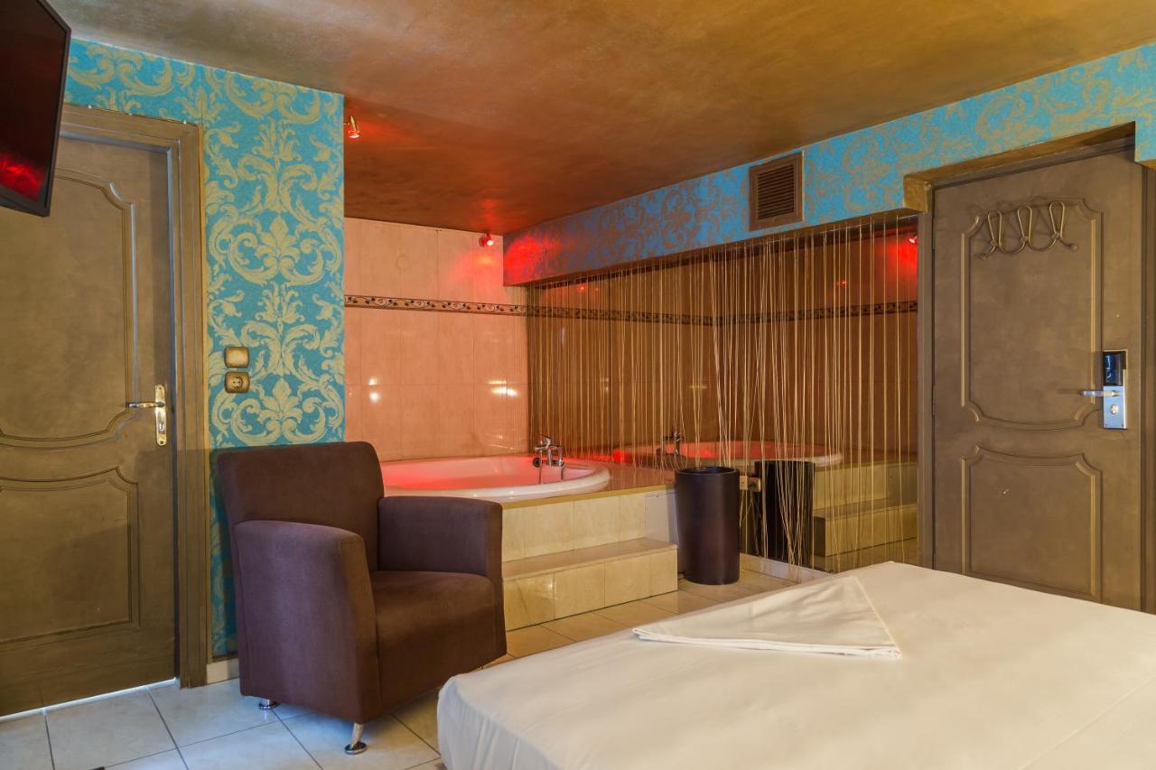 Ruby Rooms Kifisia - Adults Only Athens Luaran gambar