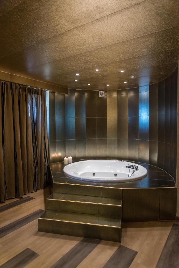 Ruby Rooms Kifisia - Adults Only Athens Luaran gambar